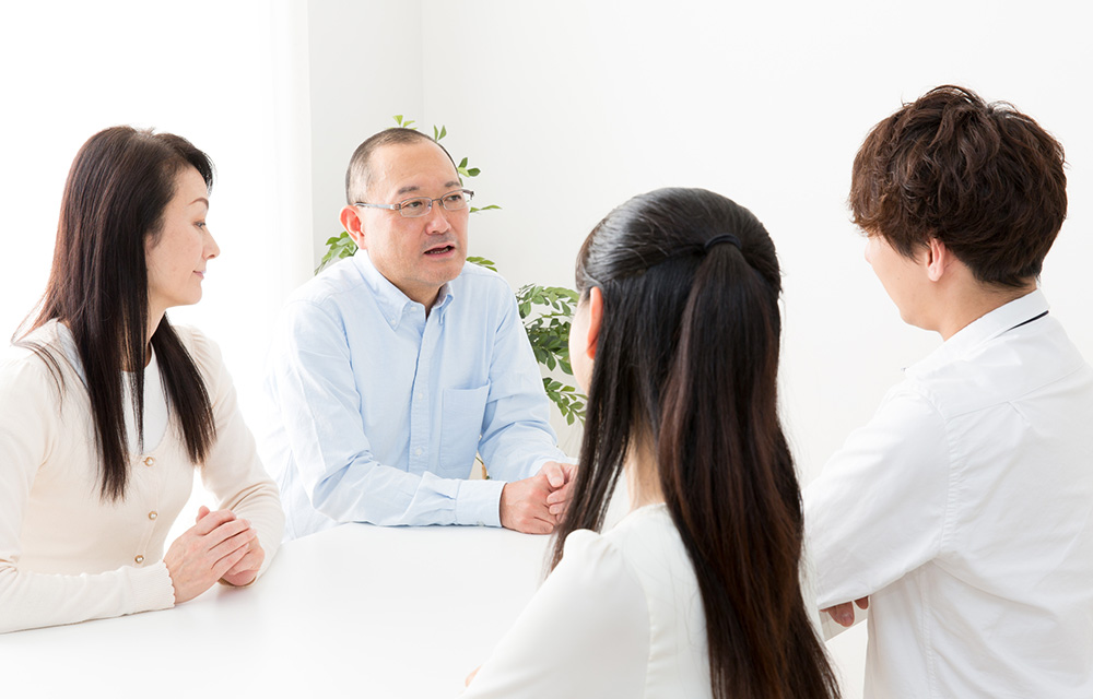 遺産総額や相続人を把握する